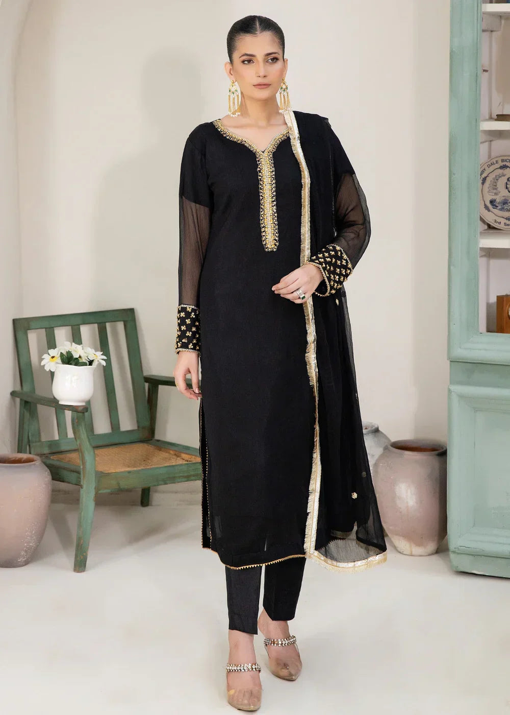 Elegant Black Chiffon Embellished 3-Piece Kurta Set – Festive Collection