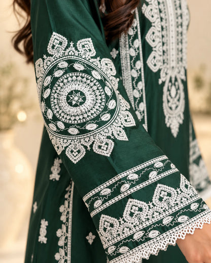 Elegant Bottle Green Embroidered Viscose 3-Piece Suit with Chiffon Dupatta