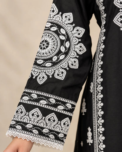 Noir Elegance – Black & White Embroidered 3-Piece Suit