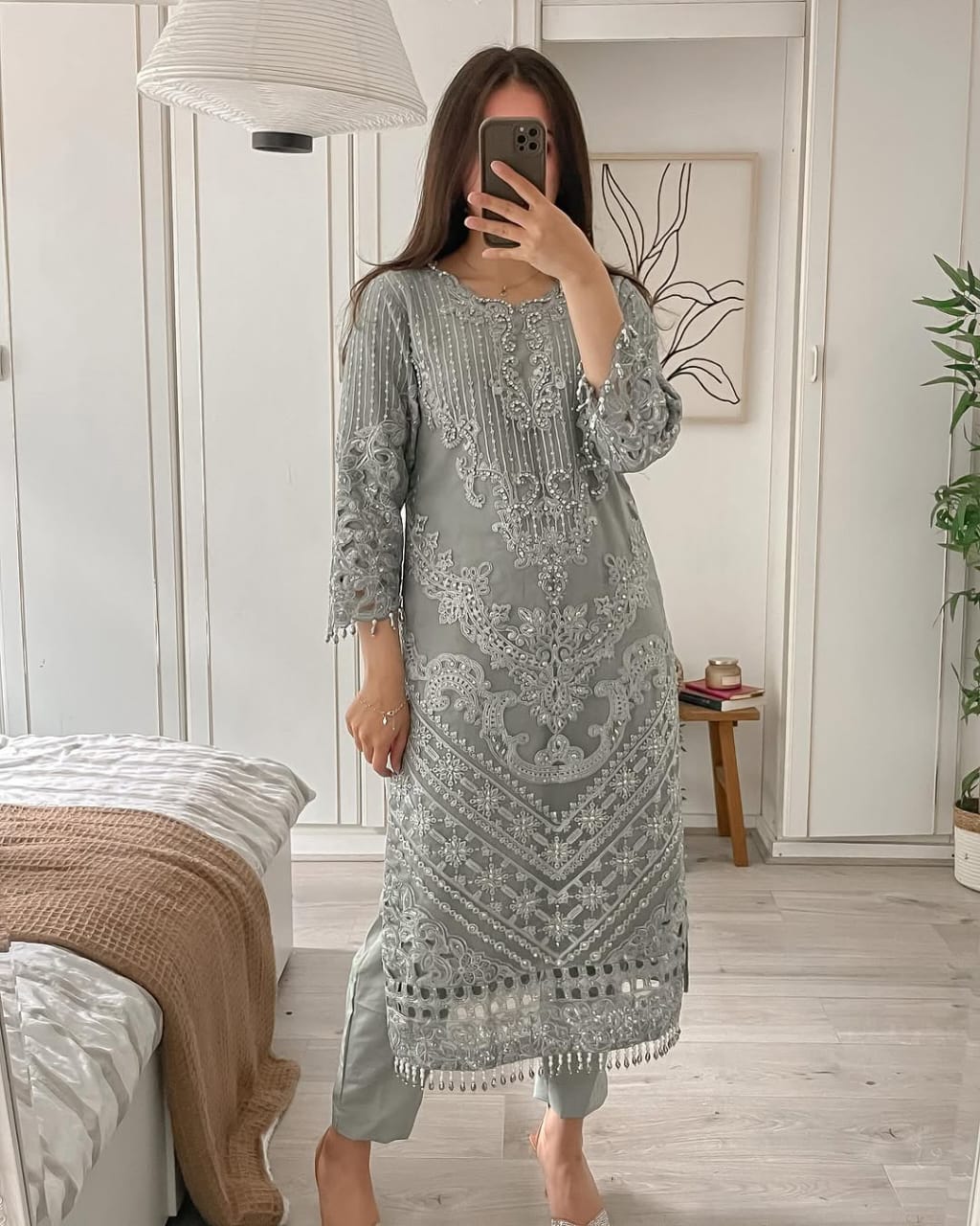 NUREH – Luxury Gray organza 3PC Kurta Set