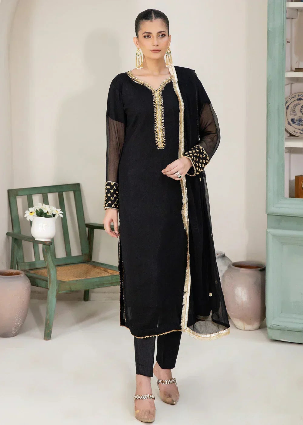 Elegant Black Chiffon Embellished 3-Piece Kurta Set – Festive Collection