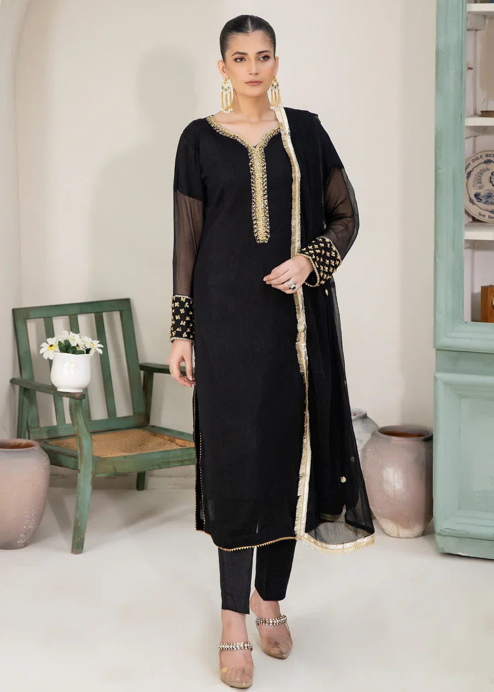 Elegant Black Chiffon Embellished 3-Piece Kurta Set – Festive Collection
