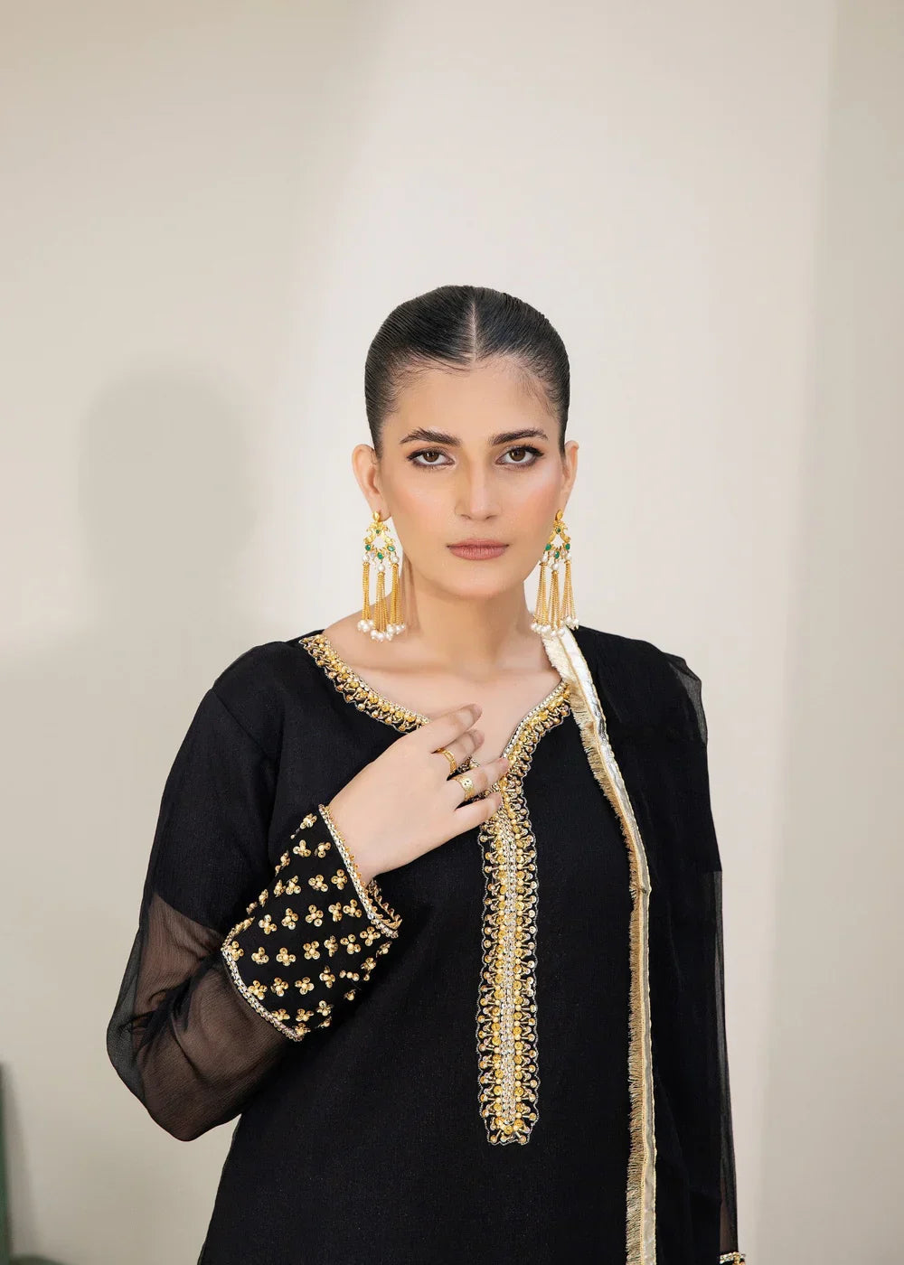 Elegant Black Chiffon Embellished 3-Piece Kurta Set – Festive Collection